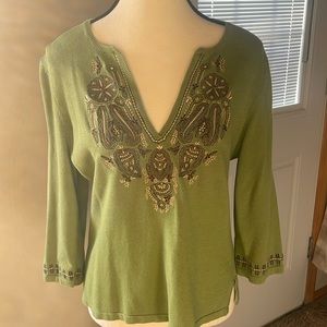 Super Cute Green And Embroidered Harold’s Spring Sweater Size Large